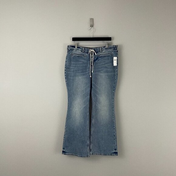 Anthropologie Pilcro The Icon Lace Up Flare Jeans Size 33 Petite - Picture 1 of 7